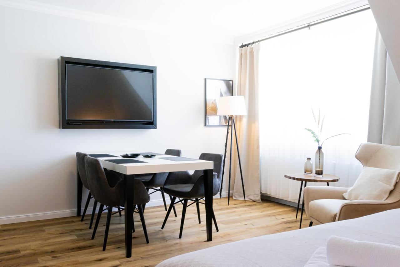 Strandnahe Ferienwohnung - Sehr Modern Und Hochwertig Eingerichtet, Inklusive Parkplatz, Gartenzugang Und Fahrradunterstellmoeglichkeit 沙博伊茨 外观 照片